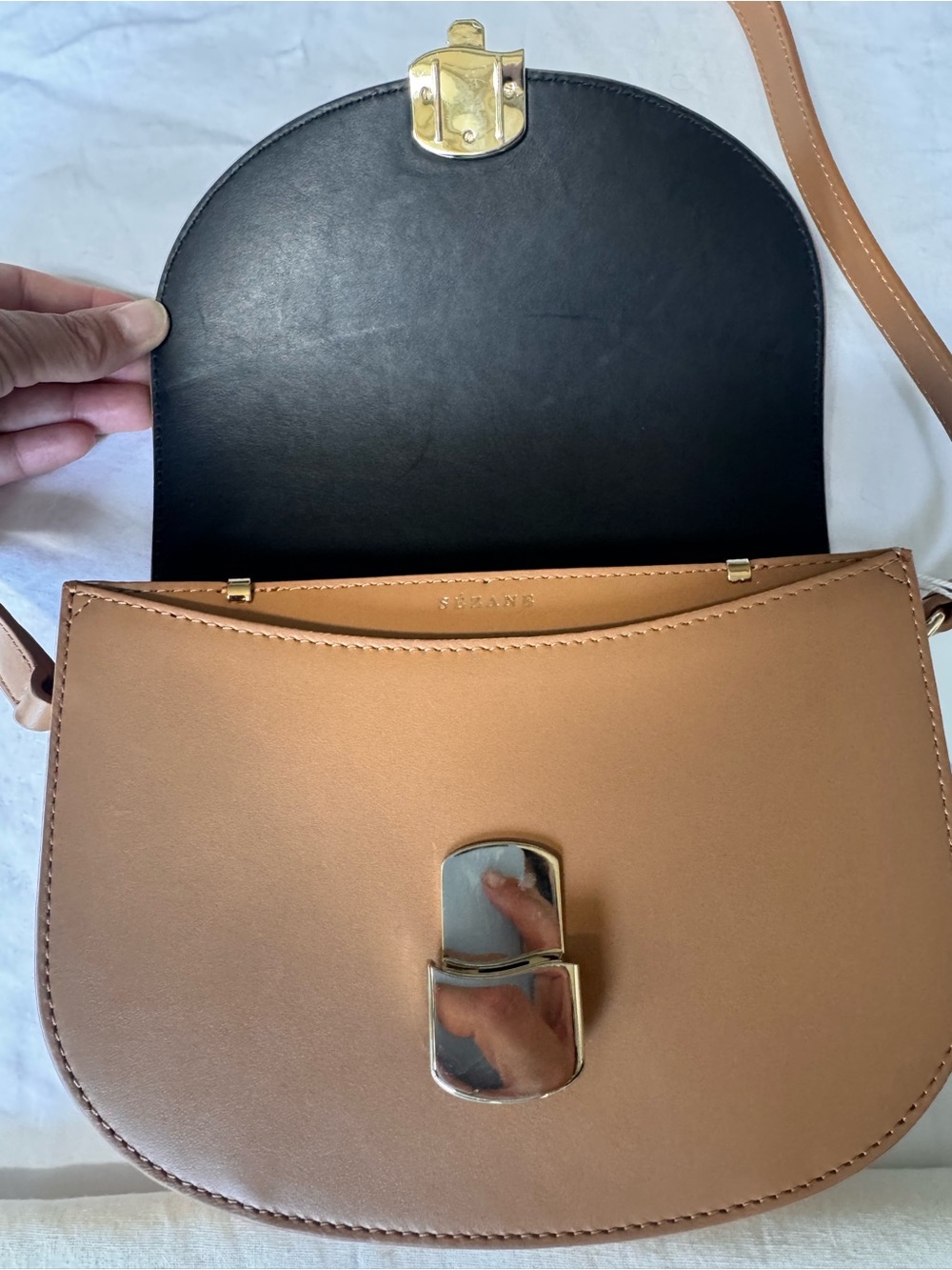 Sezane Claude Crossbody in Warm Tan with Gold Hardware - Picture 5 of 8